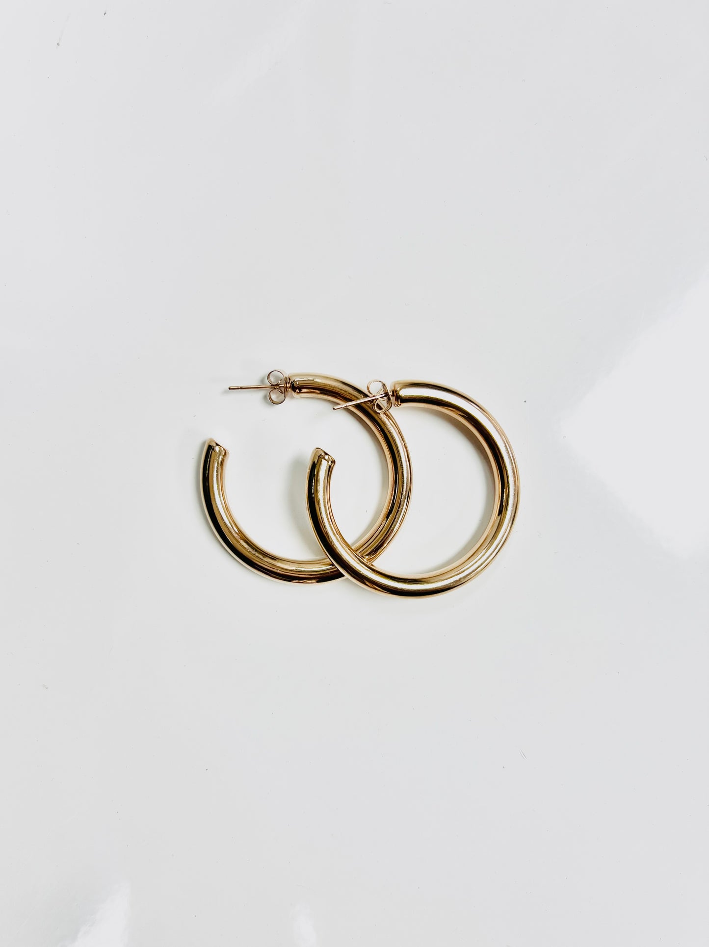 Small Hoops (Gold, Silver) by Yomi Styling