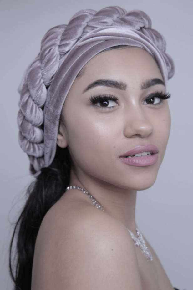 Twist-Crown Turban in Velvet and Polyester by QOSNY